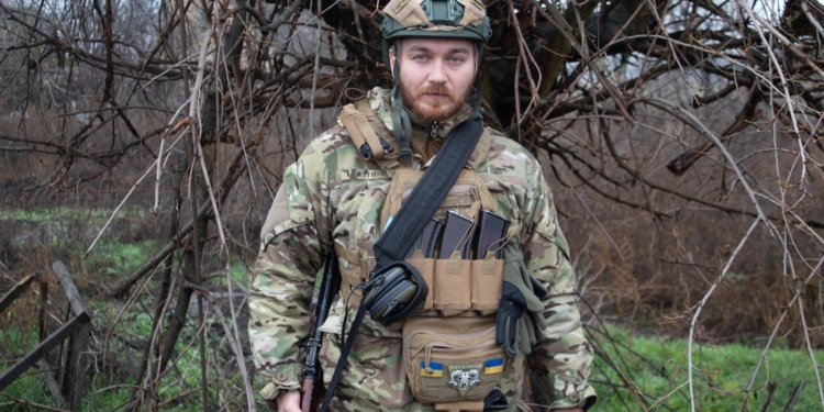 “Жартуємо про секс і смерть”. Розповідь бійця про побут і настрій на передовій (ФОТО)