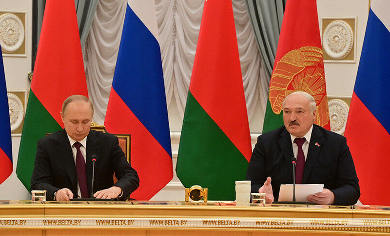 Лукашенко здивував Путіна сміливою пропозицією. Чутки з Кремля
