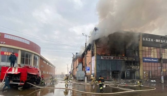 На Кубані горів ТЦ “Вега” (ВІДЕО)