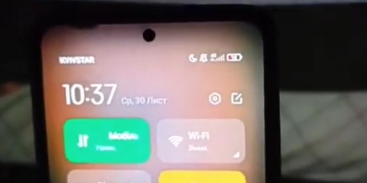 “Лайфхак для вояк”. Як наші бійці “проводять” інтернет у бліндажі (ВІДЕО)