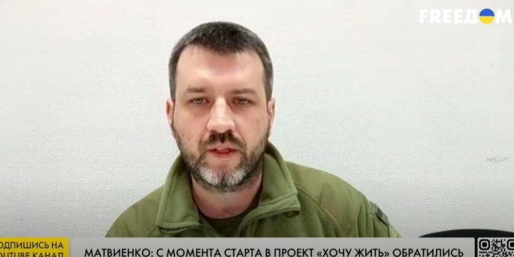 Більше 4 тис. воюючих росіян готові здатися в полон – звернулись на гарячу лінію (ВІДЕО)