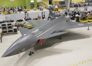 “Двері в інший світ”. В Турції показали політ безпілотного винищувача (ВІДЕО)