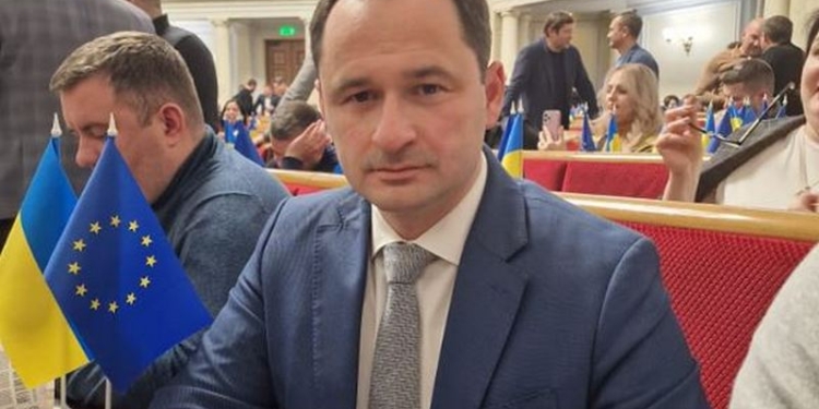 Миколаївський нардеп Максим Дирдін став постійним представником Ради в Конституційному Суді