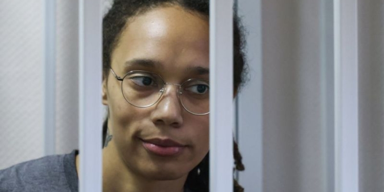 Баскетболістку США Брітни Грінер обміняли на російського торговця зброєю. Байден з цього приводу звернувся до нації (ВІДЕО)