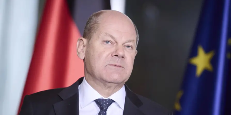 Шольц закликав росіян готуватися до співпраці із Заходом. “Але не зараз”