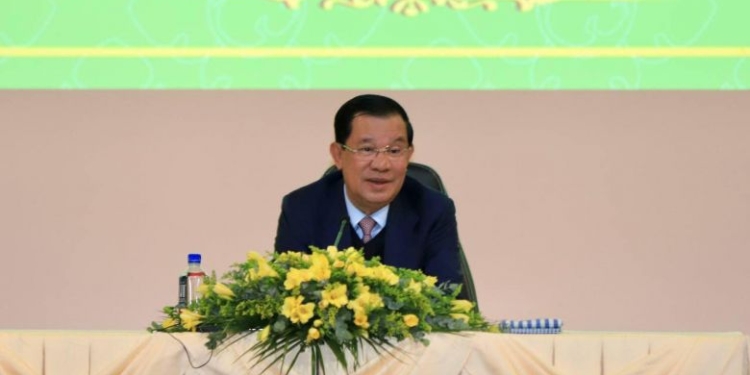 Камбоджа буде навчати українських саперів