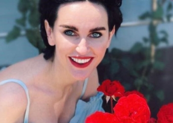 Послом України в Болгарії стала красива жінка – знається на сексі і діамантах. Це все (ФОТО)