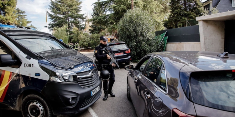 Посилку з вибухівкою в Іспанії отримало й посольство США