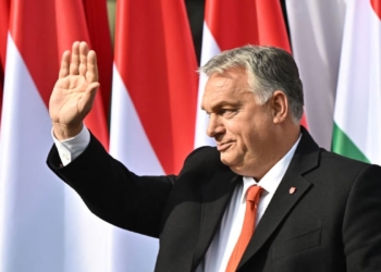 Партія Орбана використовувала персональні дані угорців з податкової і записів на вакцінацію