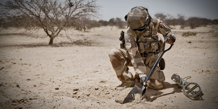 Британія передала Україні обладнання для розмінування