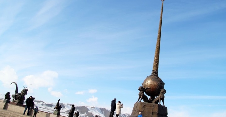 Ну, якщо й теперь бунту не буде… У земляків Шойгу відібрали алкоголь на всі новорічні й різдвяні свята