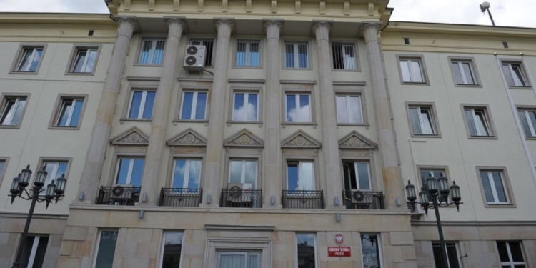 У Головному управлінні поліції Польщі вибухнув “подарунок з України” –  поліцейські бавились гранатометом