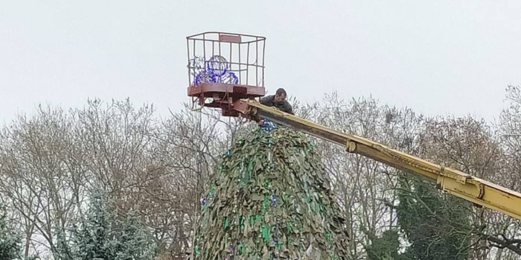 Ялинка Незламності. В Миколаєві буде новорічна і дуже оригінальна ялинка (ФОТО, ВІДЕО)