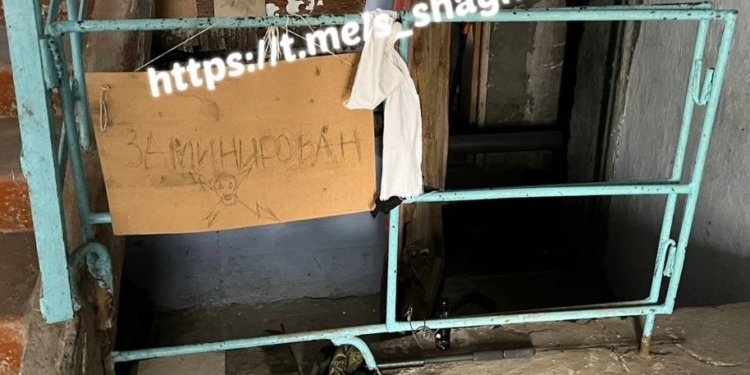 В Снігурівці на Миколаївщині діти знайшли в підвалі багатоповерхівки гранати, підривачі і ще багато чого, що було залишено окупантами (ФОТО)