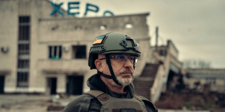 «Єдине, що росіяни можуть отримати від України, – перші три літери назви міста» – Резніков в Херсоні (ФОТО)