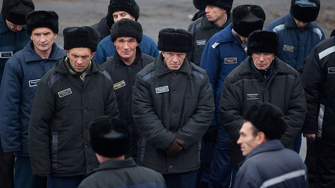 У Ростовській області рф оголосили тривогу через шість зеків-вагнерівців, які збігли зі зброєю з «навчального центру» на окупованій Луганщині