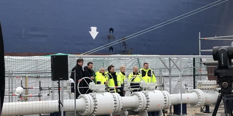 Німеччина відкрила свій другий LNG-термінал з прийому скрапленого газу
