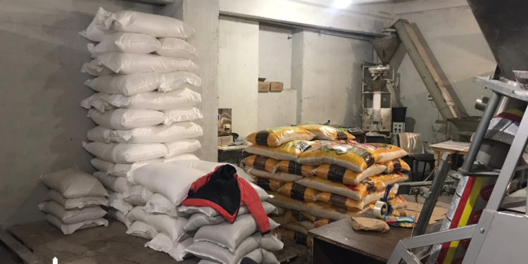 На Дніпропетровщині викрита схема з розкрадання продуктів харчування, які призначались для 45 військових частин (ФОТО, ВІДЕО)