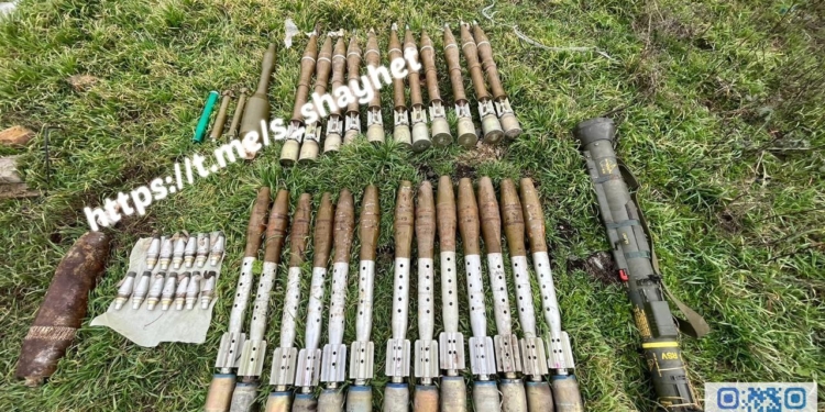 Розбита ворожа техніка, 84 боєприпаси: що тільки за один робочий день виявили поліцейські вибухотехніки на деокупованій території Миколаївщини (ФОТО)