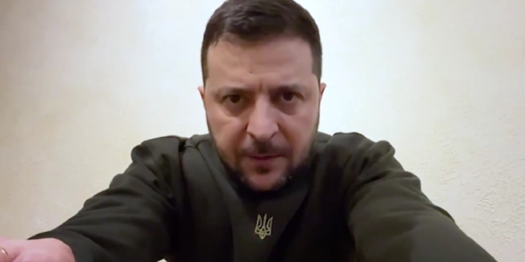 «Не може бути якихось табу в постачанні зброї для захисту від російського терору» – звернення Зеленського (ВІДЕО)