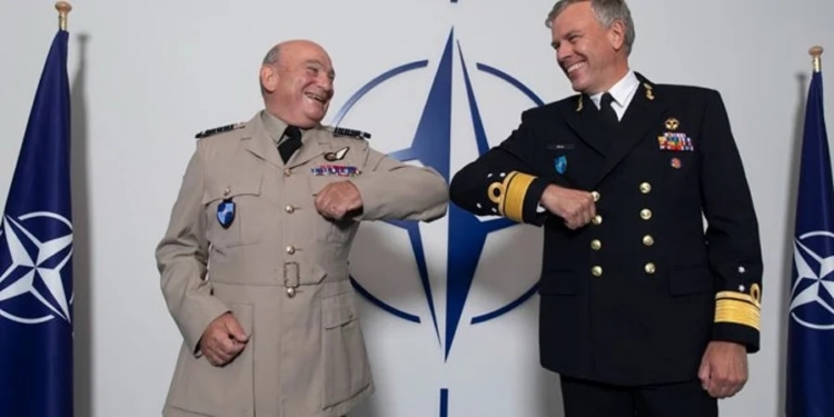 «НАТО готове до прямої конфронтації з Росією» – очільник військового комітету Альянсу