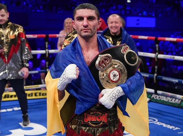 Чемпіонський пояс WBA у найлегшій вазі повертається в Україну 8