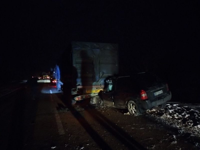 На трасі Одеса-Миколаїв автівка з трьома п’яними поліцейськими влаштувала жахливе ДТП (ФОТО)