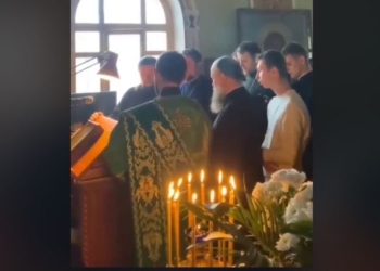 “Батько наш Онуфрій, УПЦ нам мати”, – в Московському патріархаті переспівали пісню про Бандеру (ВІДЕО)