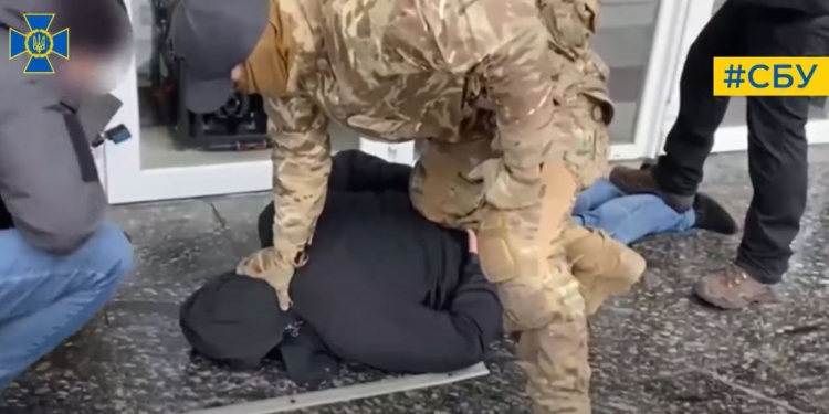 СБУ затримала агента ФСБ – хотів влаштуватись в обласну військову адміністріцію (ВІДЕО)