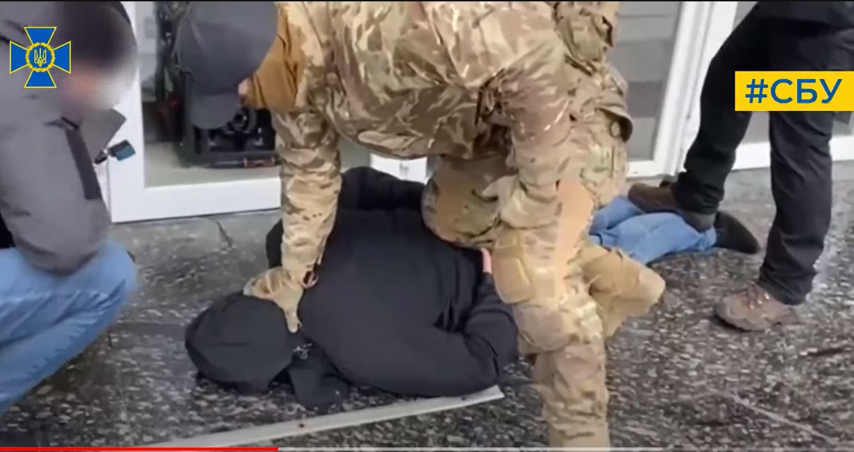 СБУ затримала агента ФСБ – хотів влаштуватись в обласну військову адміністріцію (ВІДЕО)