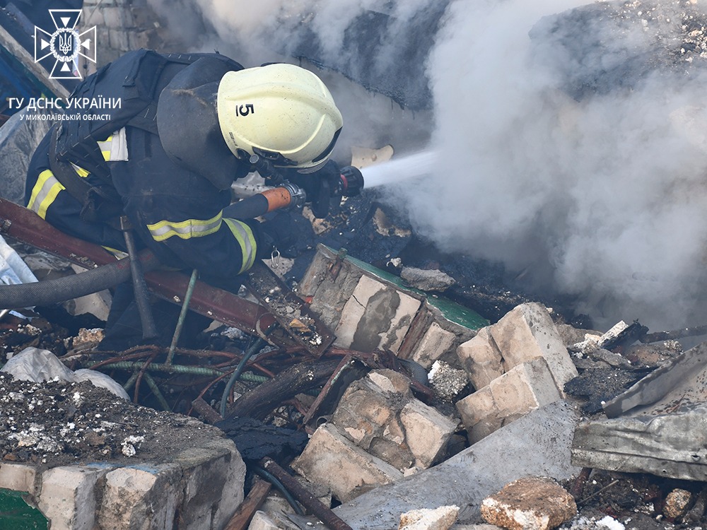 За добу на Миколаївщині рятувальники загасили 7 пожеж. Внаслідок однієї загинула людина (ФОТО) 15
