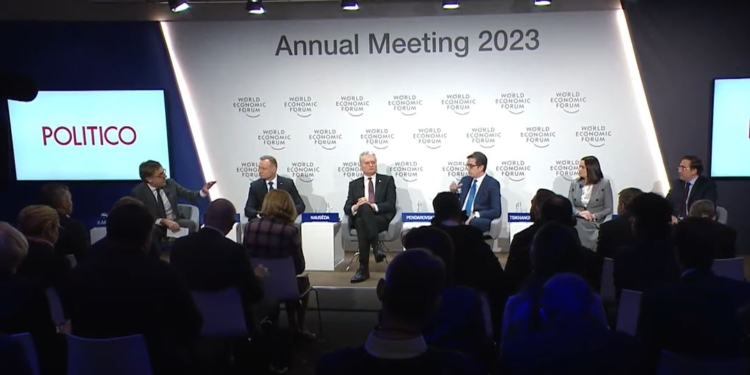 РФ може розпалити війну на Балканах, щоб відволікти увагу від України