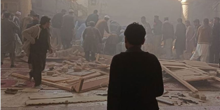 В Пакистані теракт у мечеті – 25 загиблих, багато під завалами (ФОТО, ВІДЕО)