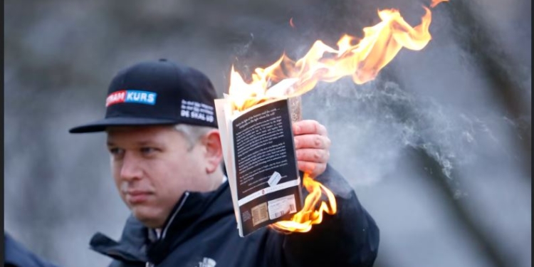 Було б, як із Швецією, Туреччиною і НАТО. У Фінляндії запобігли спалюванню Корану