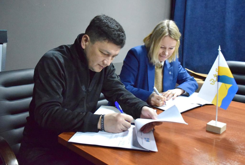 Миколаївська ОВА підписала Меморандум про взаєморозуміння з Управлінням Верховного Комісара ООН у справах біженців в Україні (ФОТО) 17