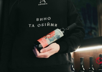Виноробня з Очакова попри війну отримала “золото” та відкрила бар в Києві (ФОТО)