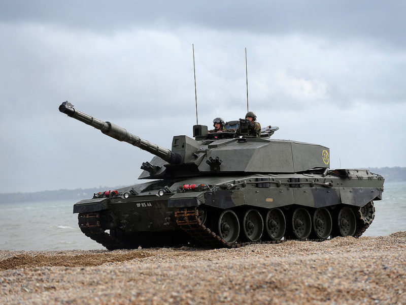 Британія передасть Україні 12 танків, 4 з них – якнайшвидше