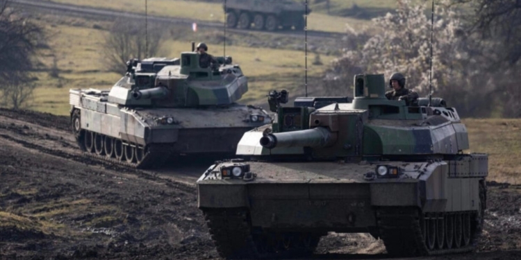 Франція розглядає можливість поставки танків Leclerc Україні