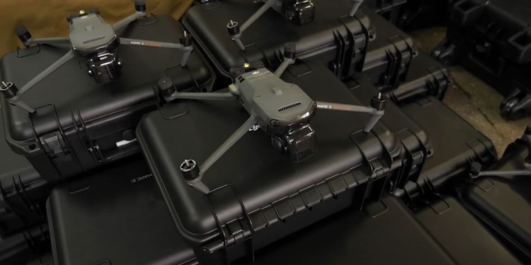 Нашим бійцям під Бахмутом направили 83 дрони та десятки Starlink (ВІДЕО)