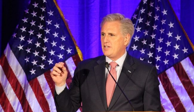 З 15 спроби Палата представників США обрала нового спікера – він вже обіцяє розслідування проти Байдена