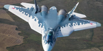 Для ударів по Україні рашисти використовують новітні Су-57, – розвідка Британії (ФОТО)