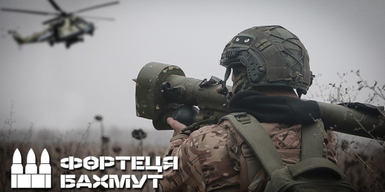 Нацгвардійці «приземлили» ворожий гелікоптер Мі-24 під Бахмутом (ВІДЕО)