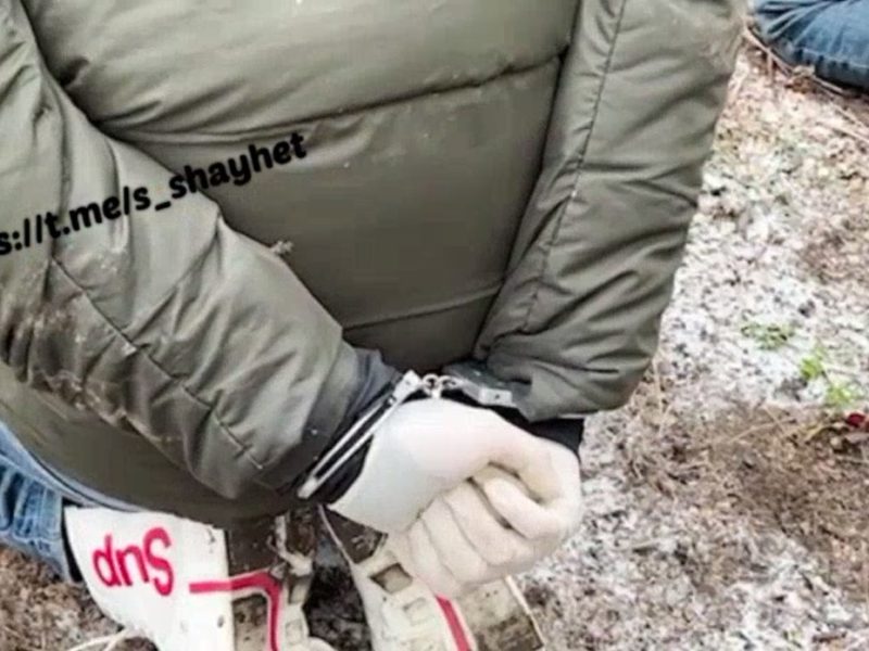 Поліцейські Миколаївщини затримали наркоугрупування, яке щомісяця виготовляло і збувало 1,5 кг наркотиків і мало прибуток близько 1 млн.грн. (ВІДЕО)