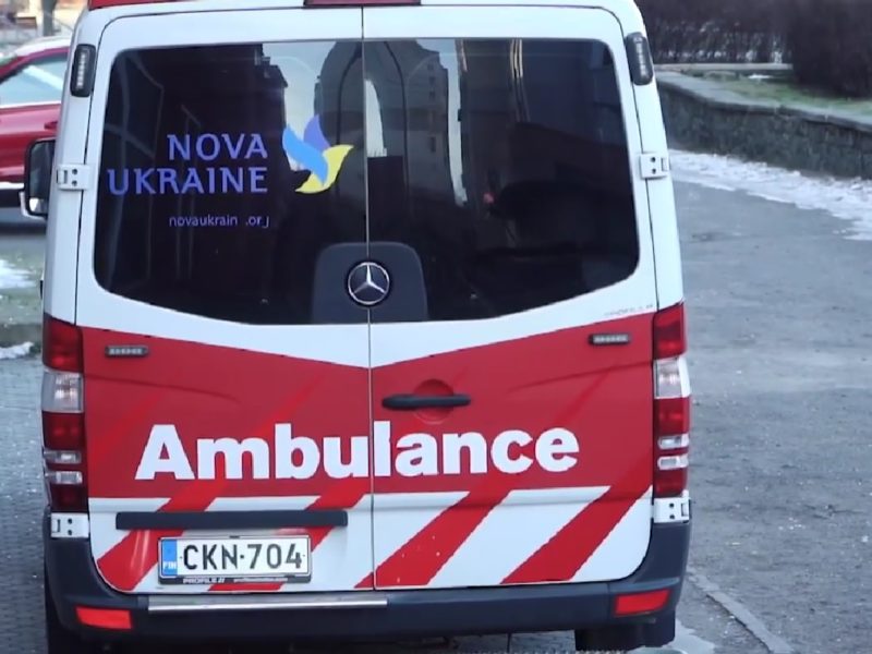 БФ «Nova Ukraine» передав «швидку» для ЦПМСД №4 Миколаєва (ВІДЕО)
