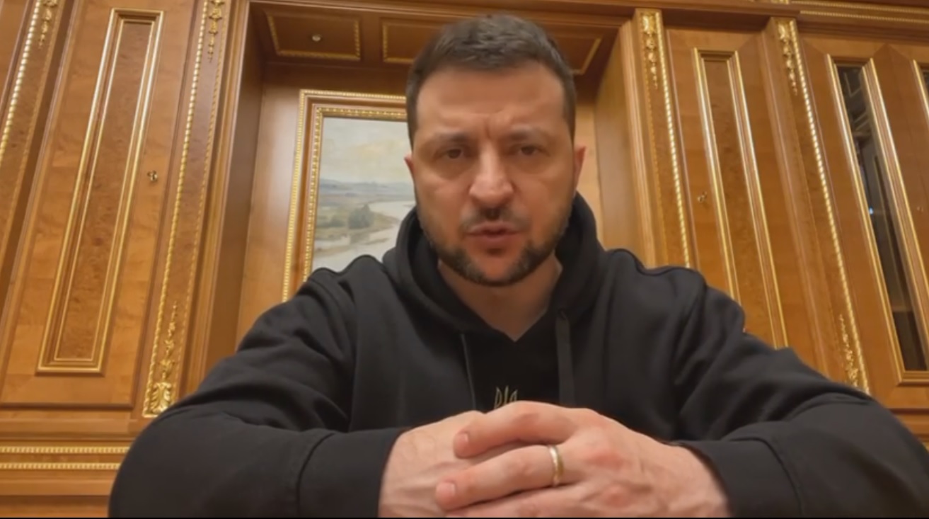 Зеленський подякував нашим військовим за відбиття ракетного удару росіян і сказав, що сьогоднішня атака – це виклик НАТО і колективній безпеці (ВІДЕО)