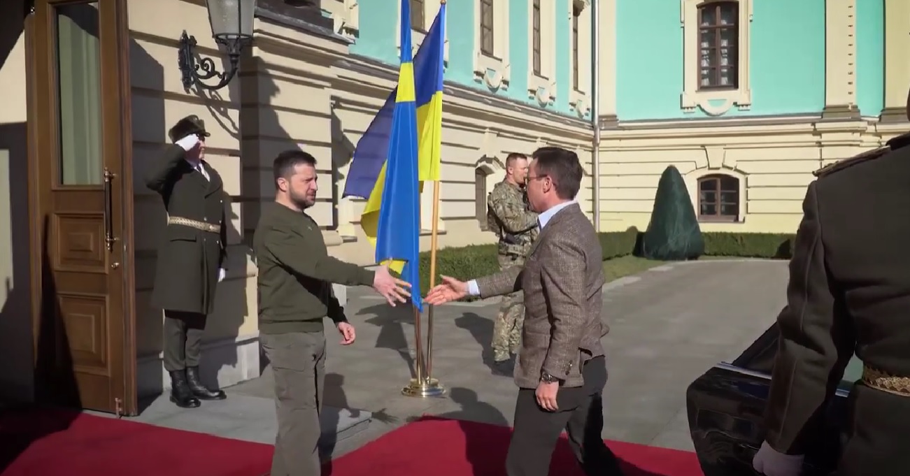 До Києва приїхав прем’єр-міністр Швеції (ВІДЕО)