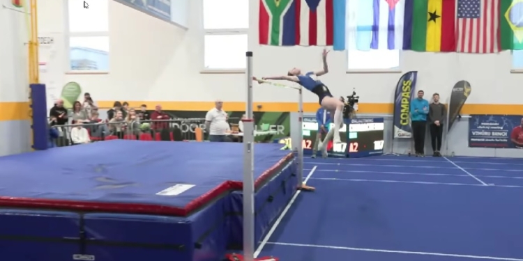 Вихованка миколаївської школи стрибків в висоту Юлія Чумаченко здобула срібло міжнародних змагань в Чехії (ВІДЕО)