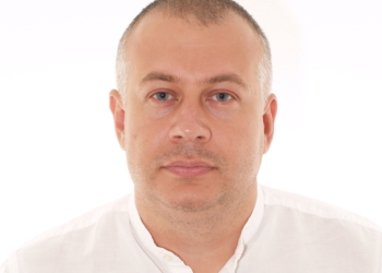 Один з депутатів Миколаївської міськради від забороненої ОПЗЖ написав заяву про складання повноважень