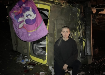 Суд в Миколаєві позбавив майора ВСП, який п’яним врізався в машину парамедика, водійських прав на рік та присудив йому штраф 17 тис.грн.