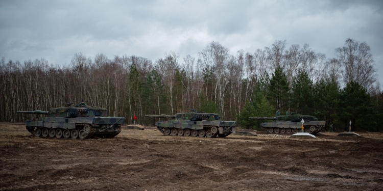 Польські Leopard 2 вже в Україні – ЗМІ